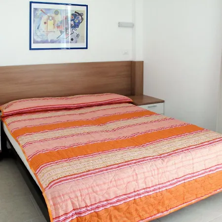 Fiore-2 By Interhome ליגננו סביאדורו