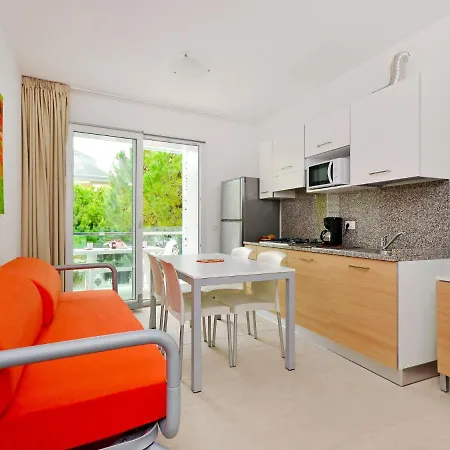 Apartamento Fiore-2 By Interhome