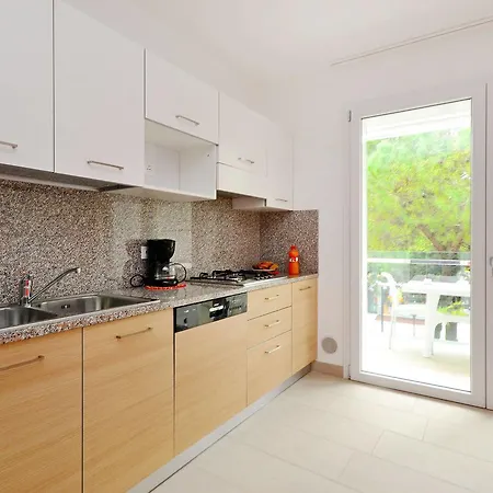 Fiore-2 By Interhome ליגננו סביאדורו